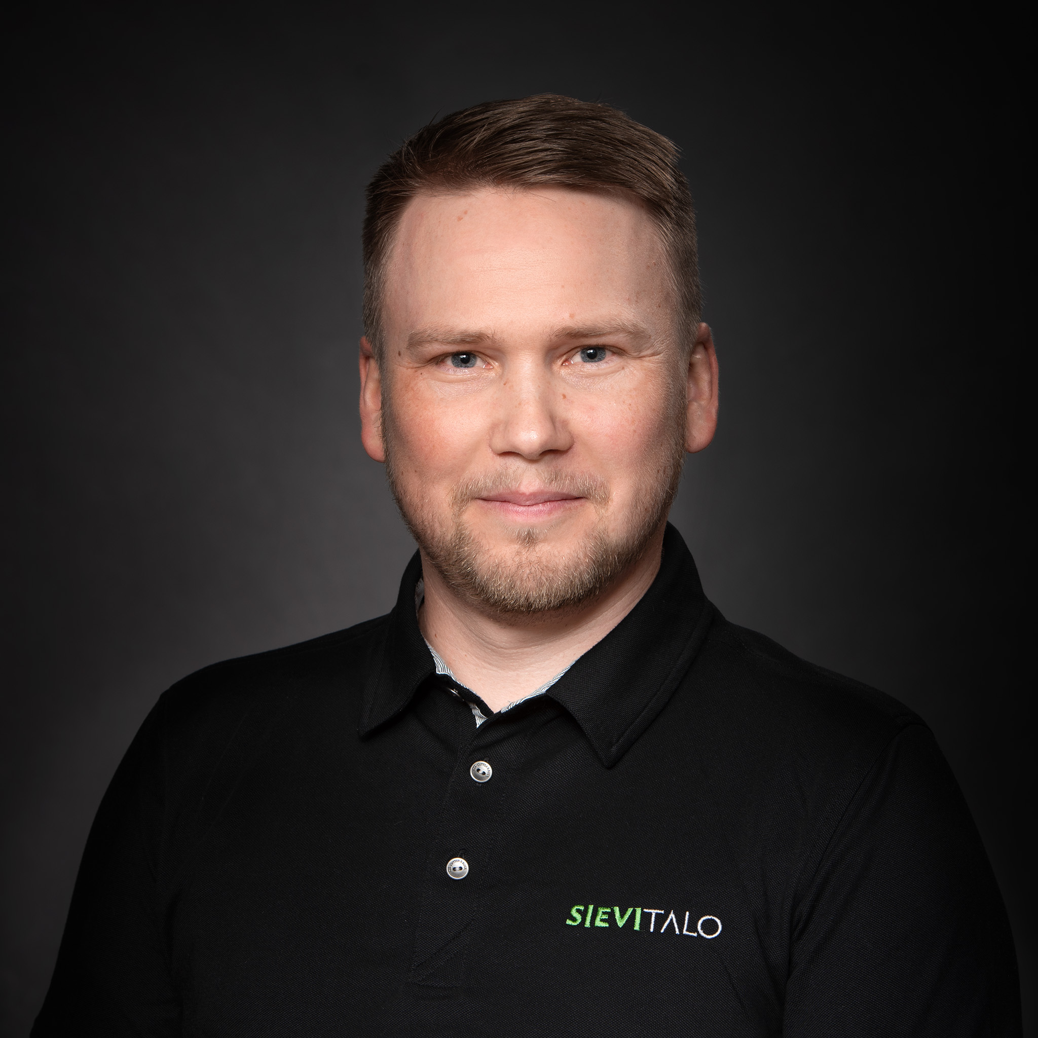 Taloedustaja Mikko Perkiö